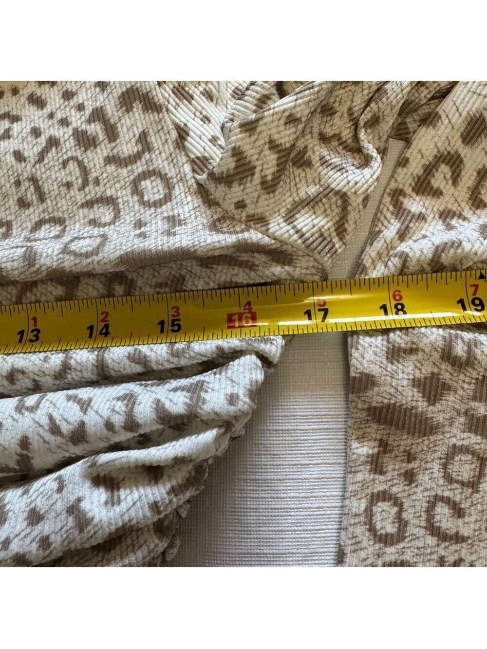 Ranaway the Label Long Sleeve Leopard Cheetah Print Dress SZ 6 - Picture 4 of 4